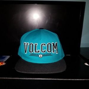 Volcom Snapback hat